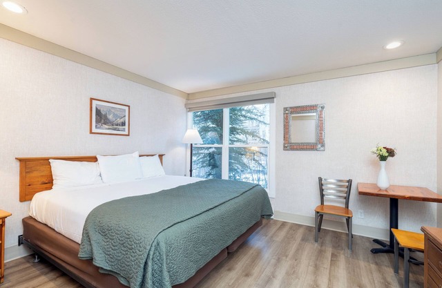 Chambre Animaux Acceptés Avec Lit King-Size Sur La Rivière