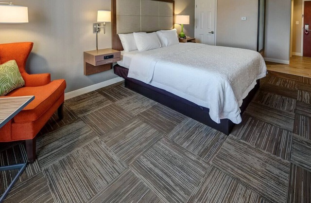 Pet-Friendly & Stylish Getaway! Free Breakfast