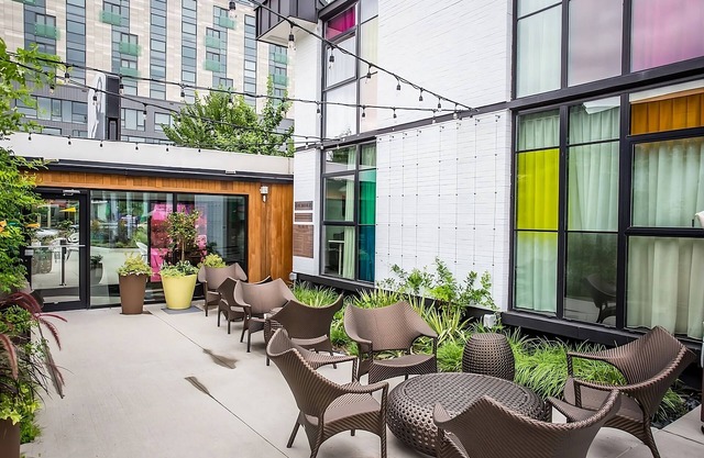 Pet Friendly Triple King Trailers w/Courtyard Pool, & Onsite Dining & Bar!