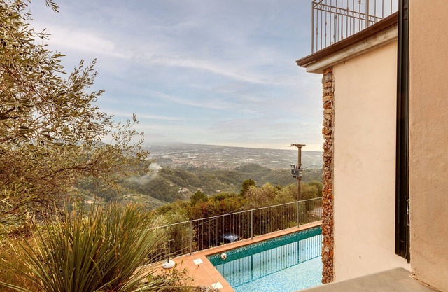 Villa "Martina" avec piscine et terrasse pour animaux de compagnie
