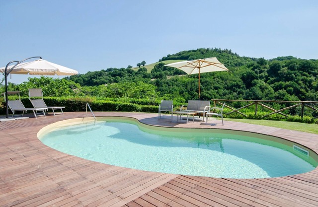 Maison de vacances sereine avec piscine privée