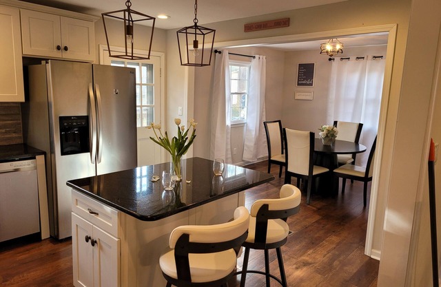 Pet friendly whole house in heart of cary