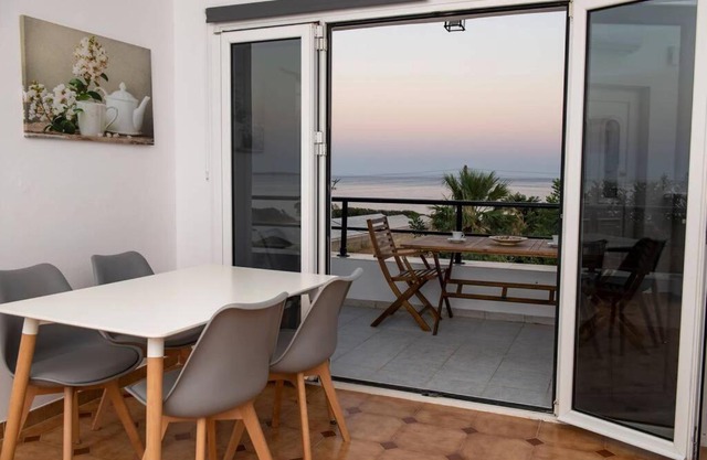 Peter & Paul Seaview House Private Parking, A/C