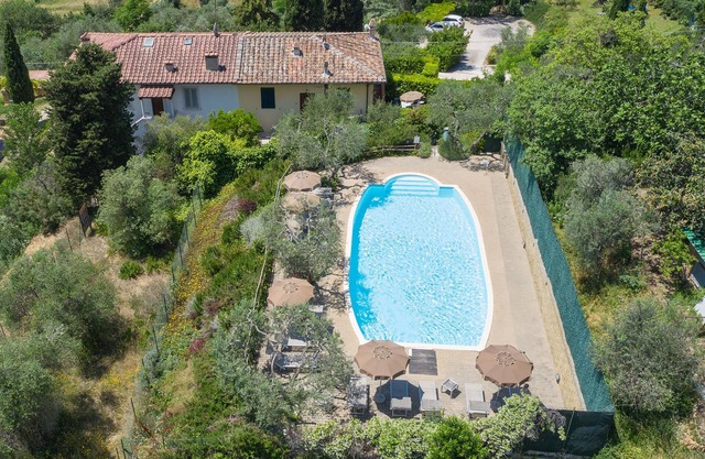 PETIROSSO: Appartement paisible proche des meilleurs trésors de la Toscane, à 1,6 km des commerces