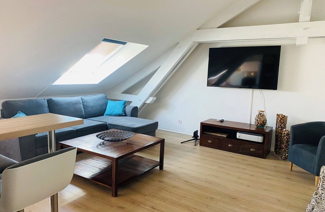 Petit appartement à 200 m du centre et des maisons de champagne prestigieuses