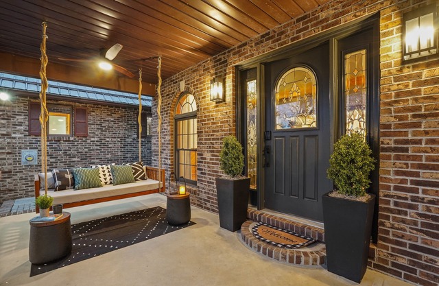 HotTub-Fireplace-Game,Media Rooms-Pool-Poker-Darts