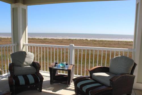 Pharoah's Palace at Pointe West Resort