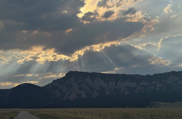 Phenomenal 3-bedroom cabin at Base of Big Horns