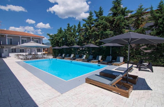 Philoxenia Suites