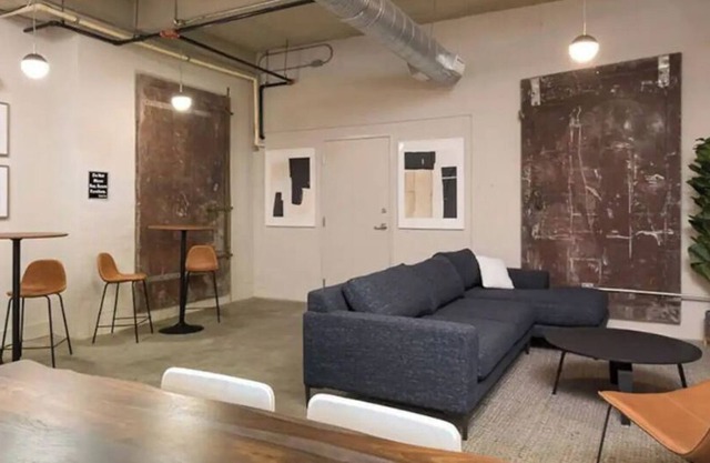 Photo Studio/loft apartment