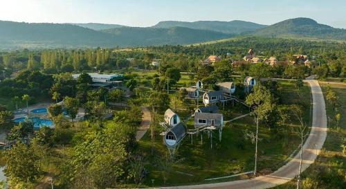 Phum Domnak Domrey Resort