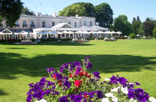 Phyllis Court Members Club