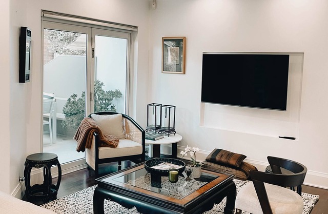 Picasso Villa - Perfect Holiday Home in Rose Bay