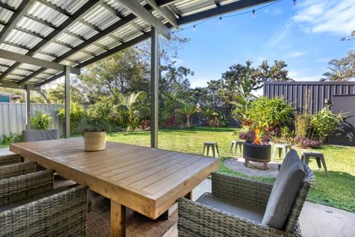 Piccolo Cottage - Firepit - 4 Mins Walk to Beach