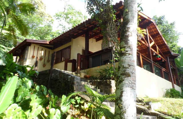 Village Picinguaba. Belle et confortable maison dans les bois et près de la plage