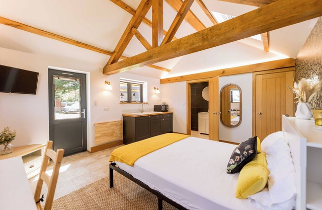 Picturesque barn suite in the South Downs with gym and spa