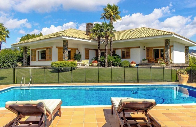 Villa pittoresque dans la campagne de la Costa Brava.