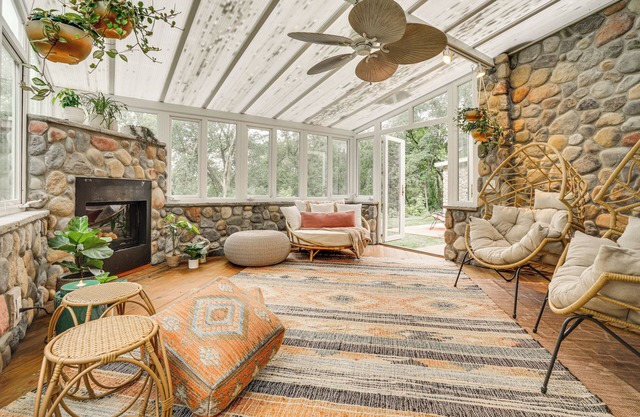 Picturesque Lake Elmo Cottage w/ Barn & Fire Pits!