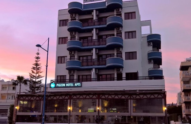 Pigeon Beach Hotel Apartments