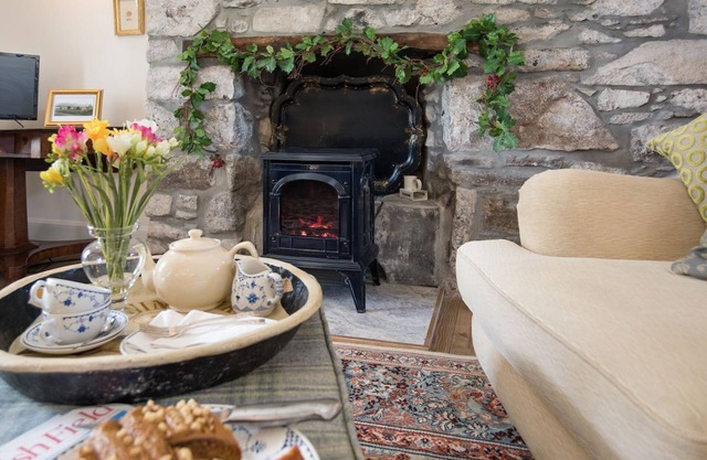Une conversion enchanteresse au bord des Cheviot Hills, parfaite pour les couples
