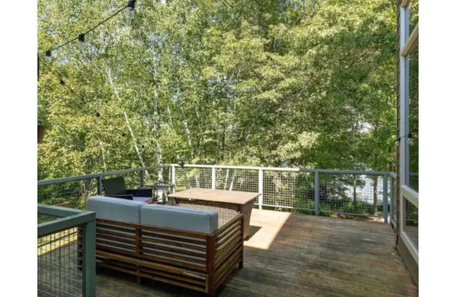 Pine Lake Summer and Winter Retreat