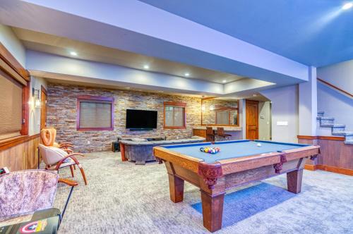 Pine Links Lodge