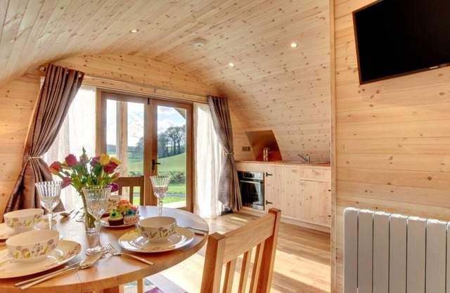 Pine Lodge