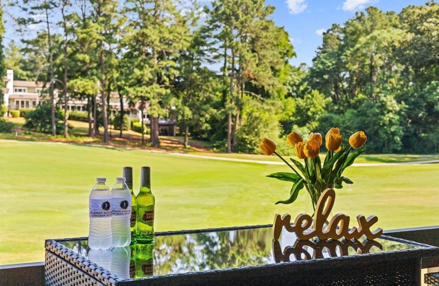 Pinehurst Golf, Weddings, Seminars with Hallmark Ambiance