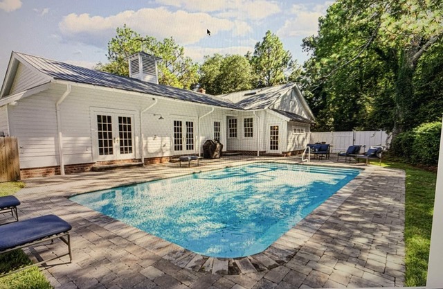 Pinehurst Village Vacation House w/ private pool & (8) beds