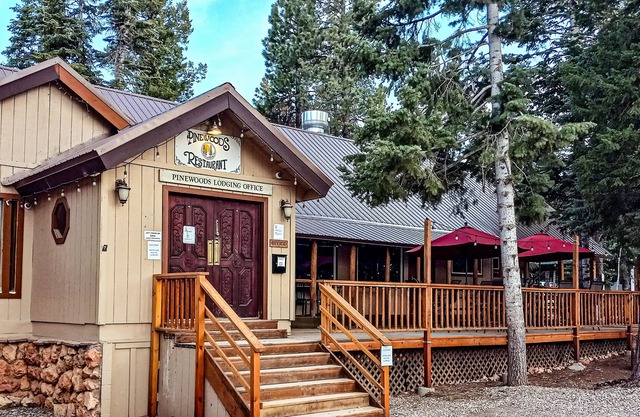 Pinewoods Resort
