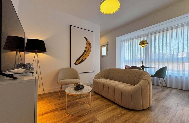 PIO XII XXI - B - Bright, central, and cozy apartment. - Deluxe 1 bedroom apartment