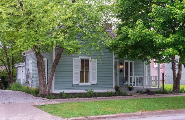 Pioneer Park Cottage, 2 BR / 2 BA Downtown Historic Bardstown