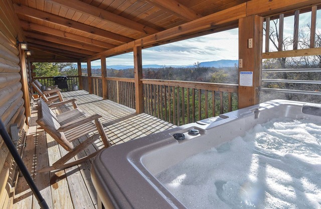 Pioneer Place - Arcade Games, Mountain Views, Hot Tub