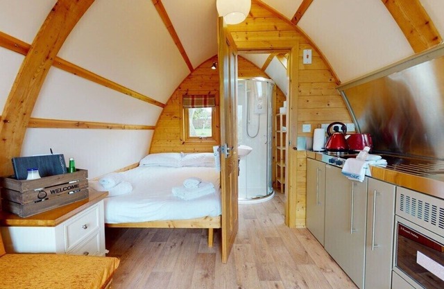 Tiny house-Vue sur le canal-Salle de bain privée séparée-Pippin