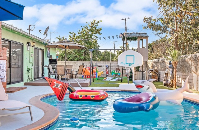 Pirates Cove: Heated Pool, Arcades, Playground and more!