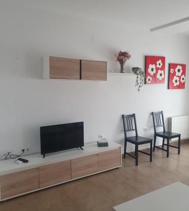 PISO CENTRICO CON GARAJE en Hellin