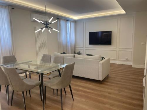 Piso elegante en Atocha 2 hab 2 baños