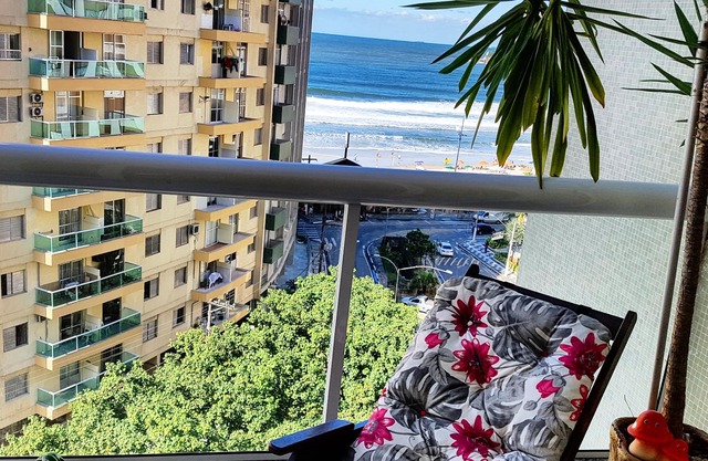 Pitangueiras balcon avec vue sur la mer, wifi, garage, service de plage