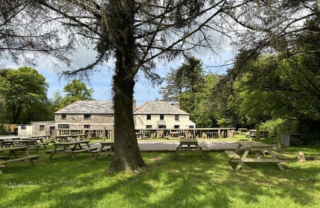 Pitch 2 - The Rising Sun Campsite