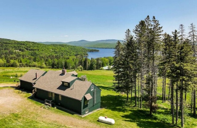 Pittsburg Vacation Rental w/ Lake & Mountain Views