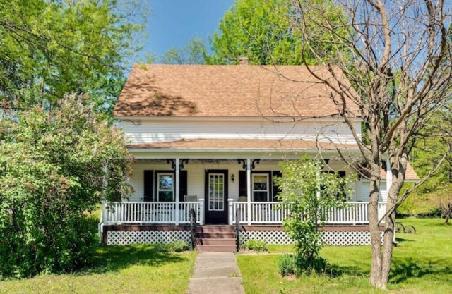 Pittsburg Vacation Rental ~ 1 Mi to Lake Francis!