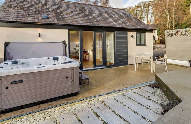 Piw Gwyn Cottage in the beautiful Mold