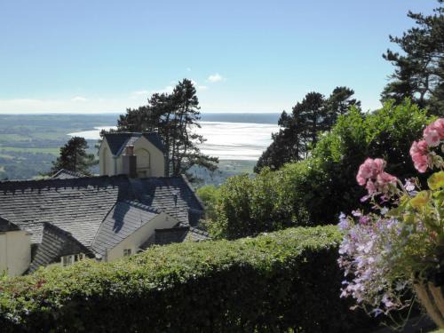 Plas Heulog Holiday Accommodation