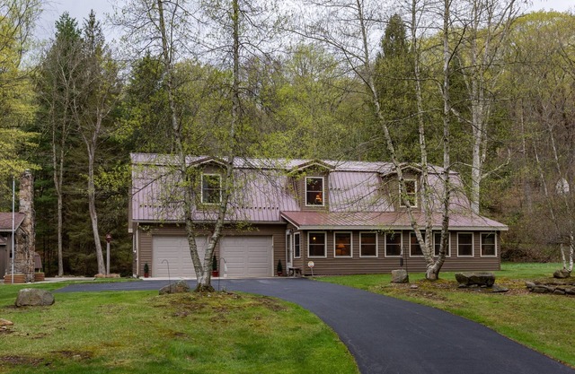 Play & Stay near State Parks & Seven Springs