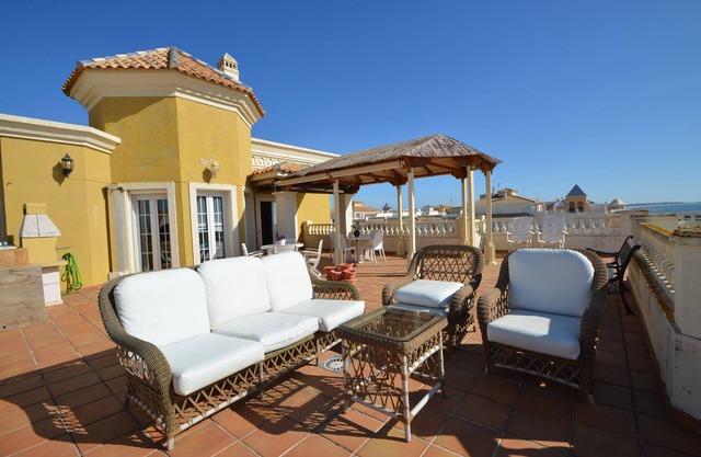 PLAYA GRANDE 247 - Trois Chambres Appartement, Couchages 7