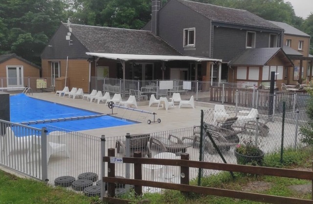 mobil home agreable et fonctionnel dans camping 4*