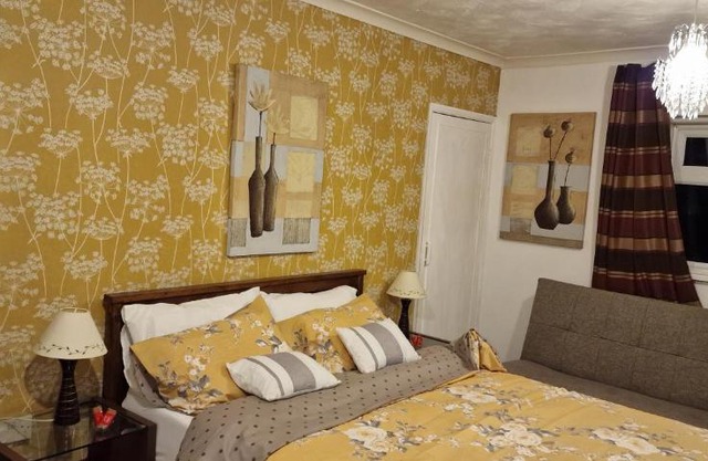 Pleasant Lodge