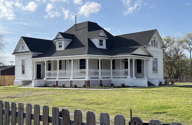 Plenty of space for the entire family! Near Turner falls and Arbuckle Wilderness