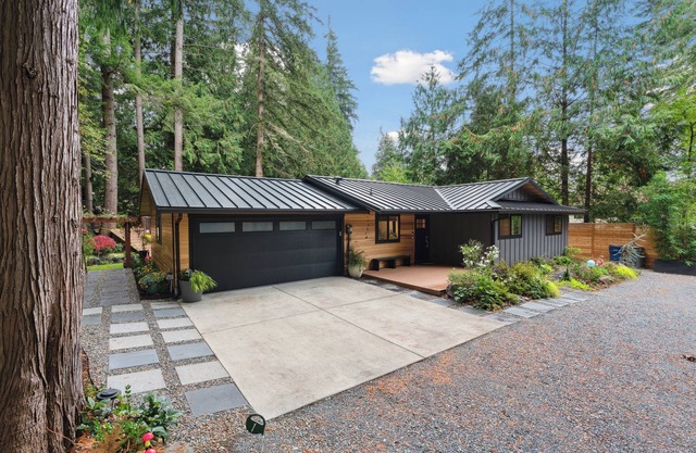 PNW Summer Haven - AC, Firepit, Family Friendly JULY + AUGUST AVAILABILITY!