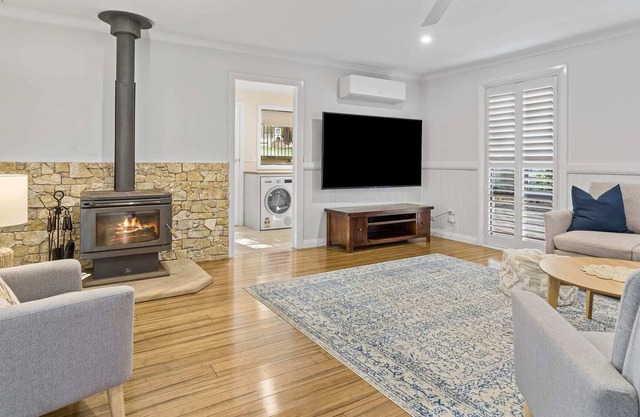 Poets Corner Retreat